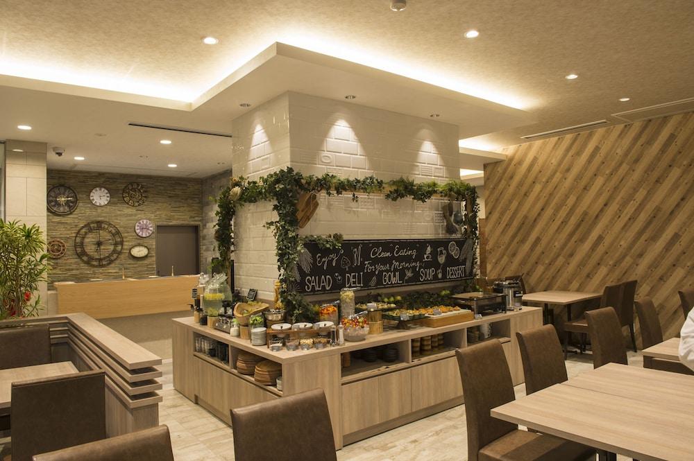 Quintessahotel Tokyohaneda Comic&Books Экстерьер фото