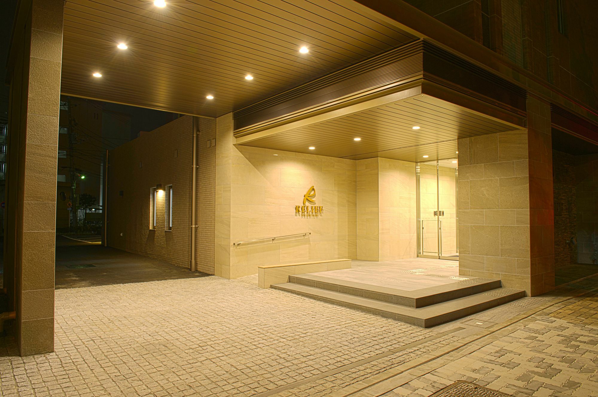 Quintessahotel Tokyohaneda Comic&Books Экстерьер фото